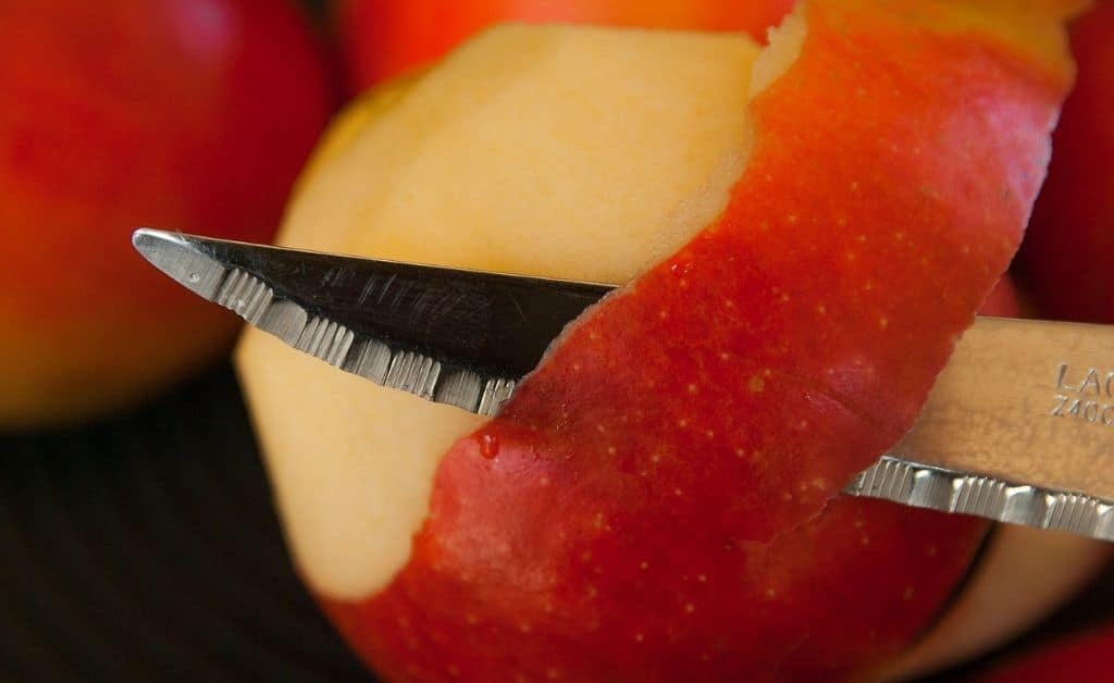 Slicing a fruit