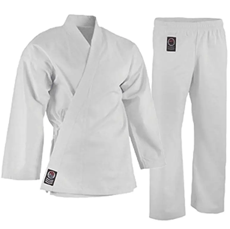 9 Best Karate Gi for Your Money – Buyer’s Guide - Blinklift