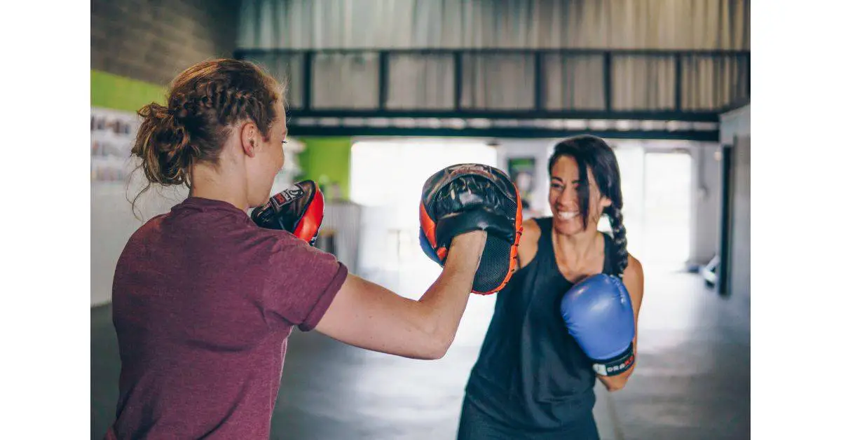 Woman boxing